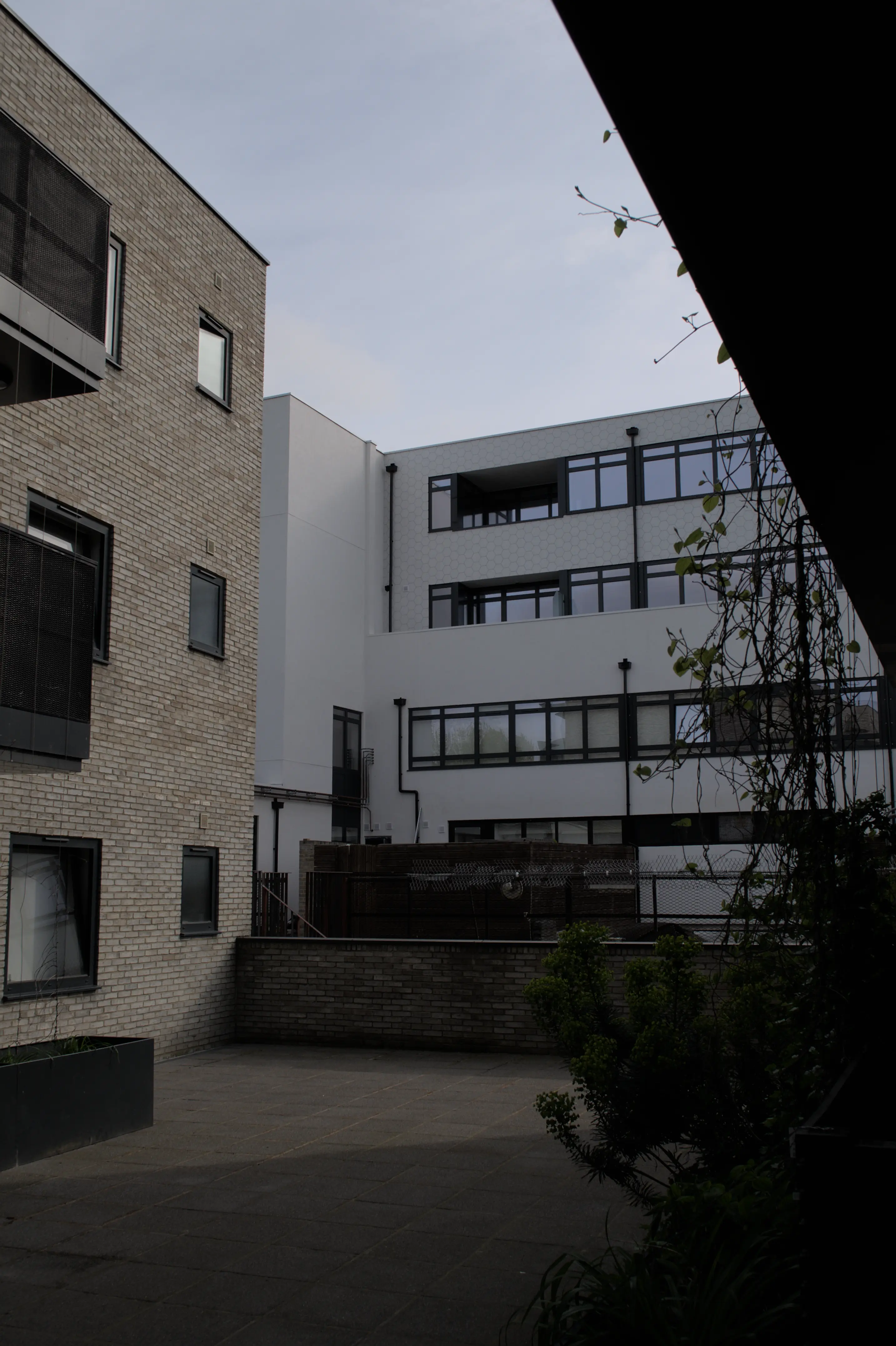 Ron Leighton Way — East Ham, London, photo 3